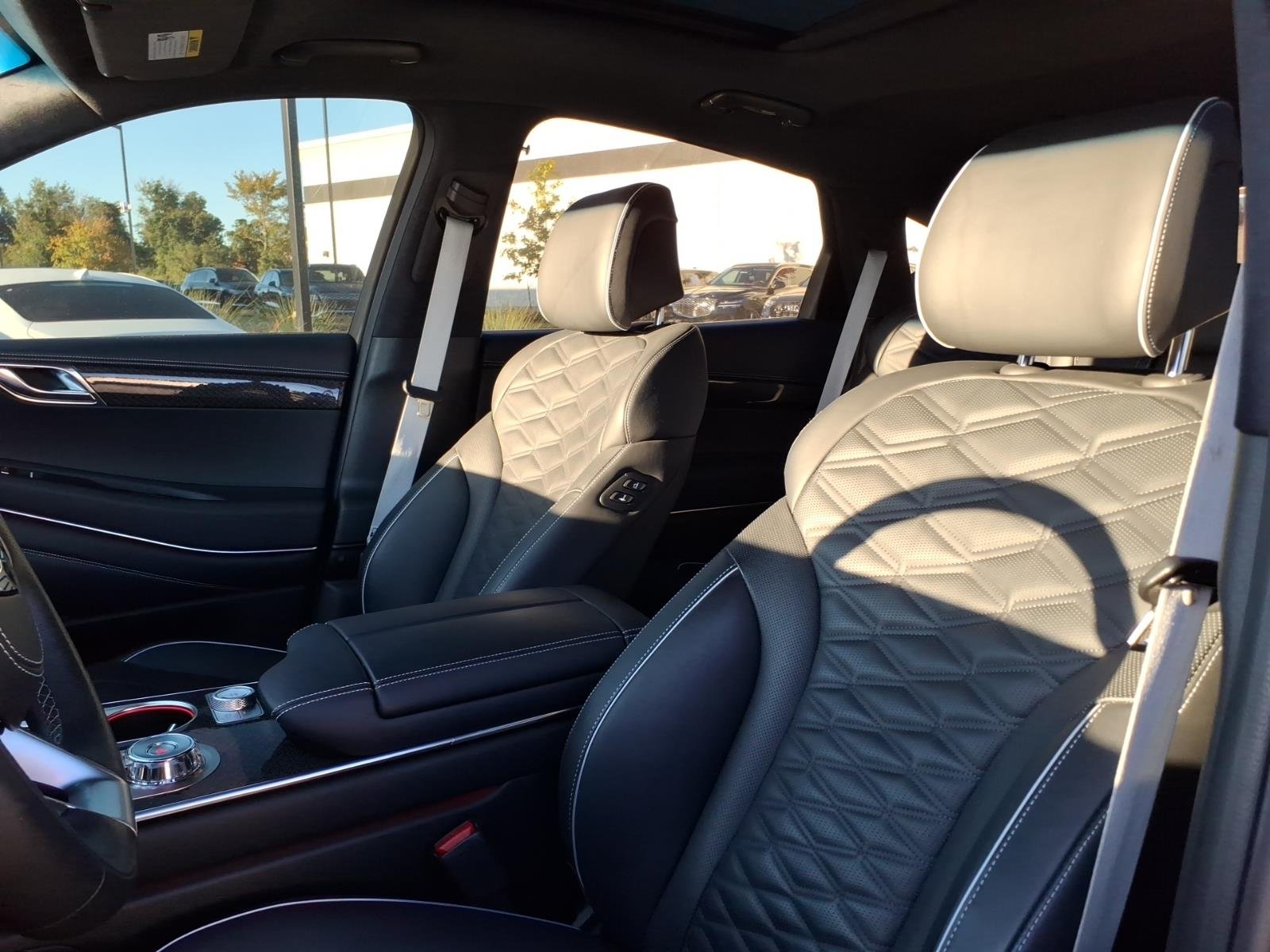 2025 GENESIS GV80 Coupe E-SC - Photo 17