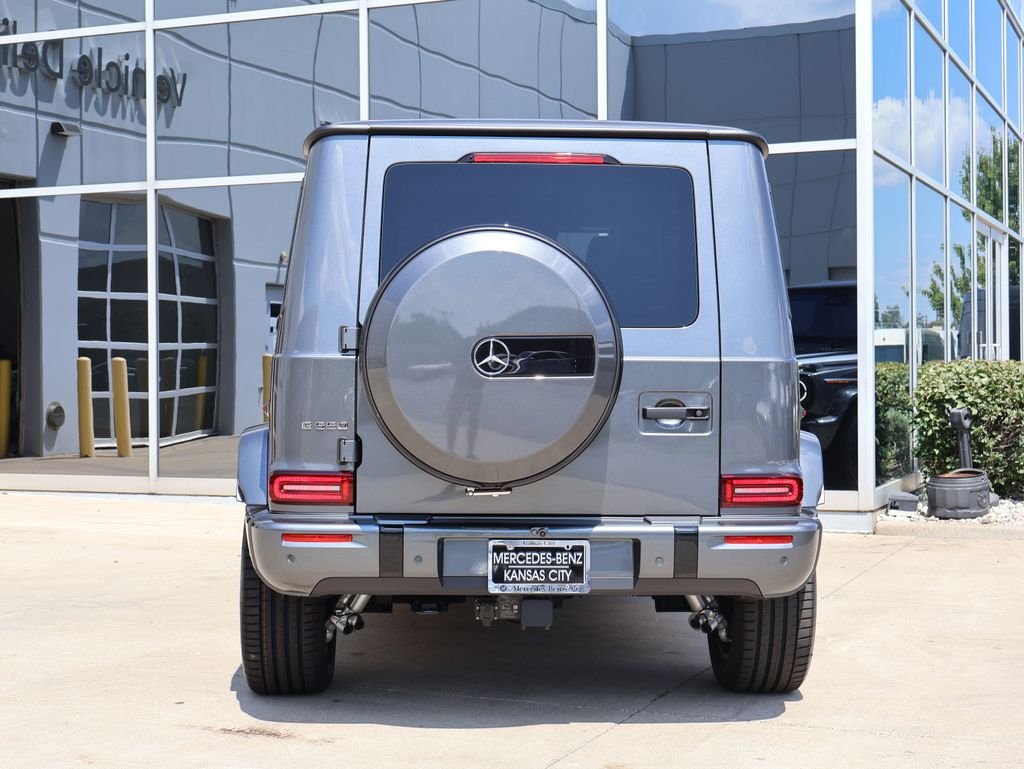 Used 2026 MANUFAKTUR Graphite Met Mercedes-Benz G 550 image 6