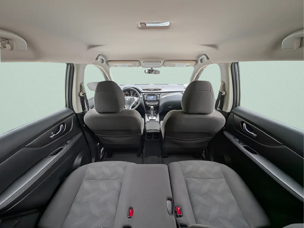 Used 2016 Gray Nissan SV image 31