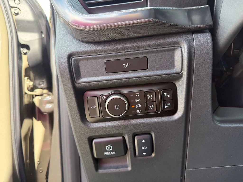 New 2026 Gray Ford Tremor image 7