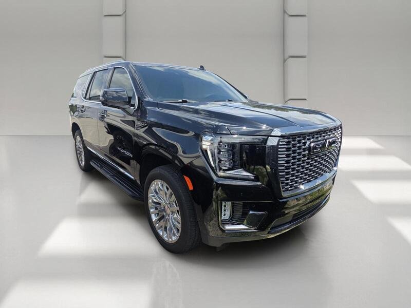 Used 2024 Onyx Black GMC SLT image 2
