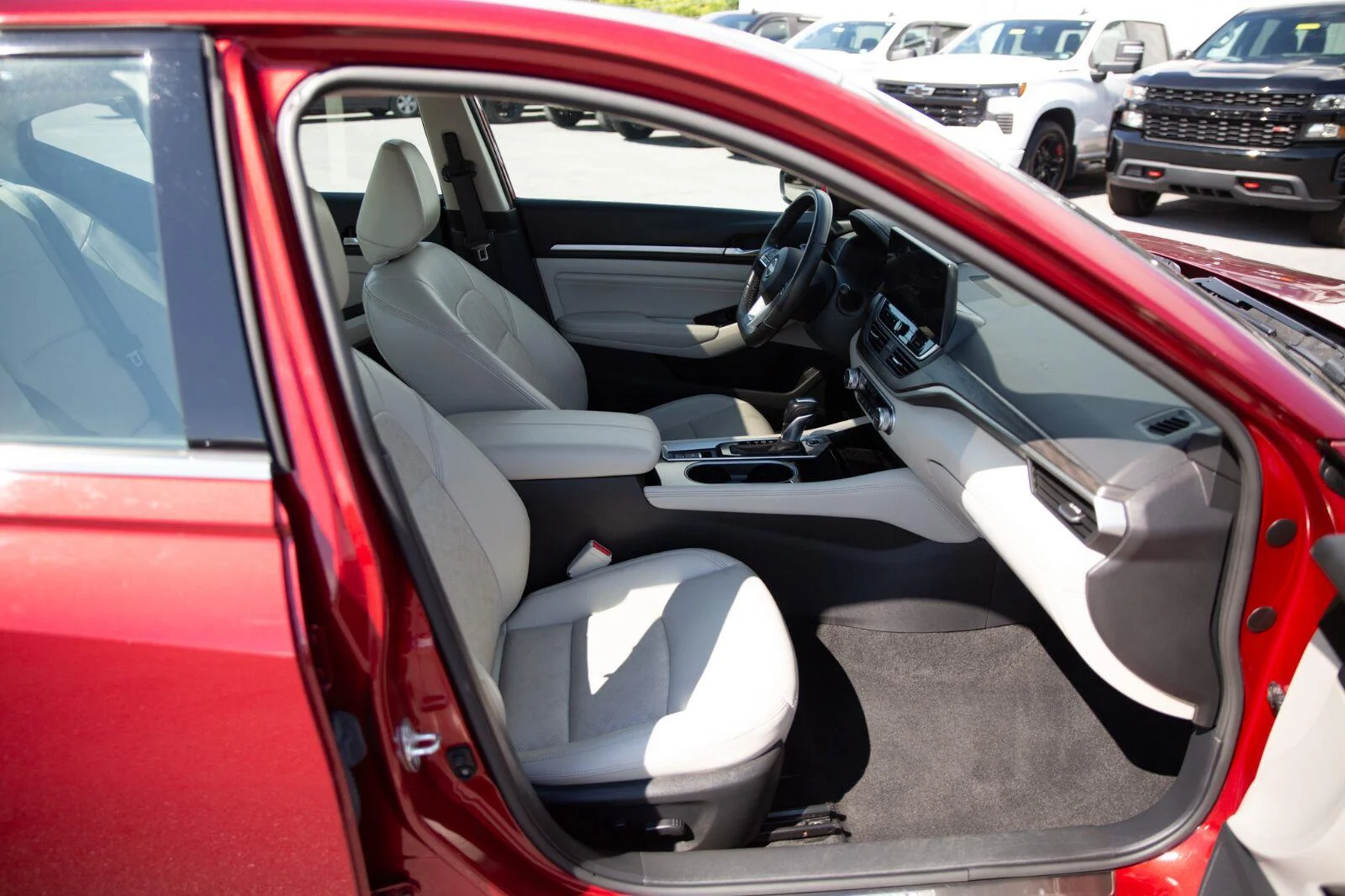 2023 Nissan Altima SL - Photo 23