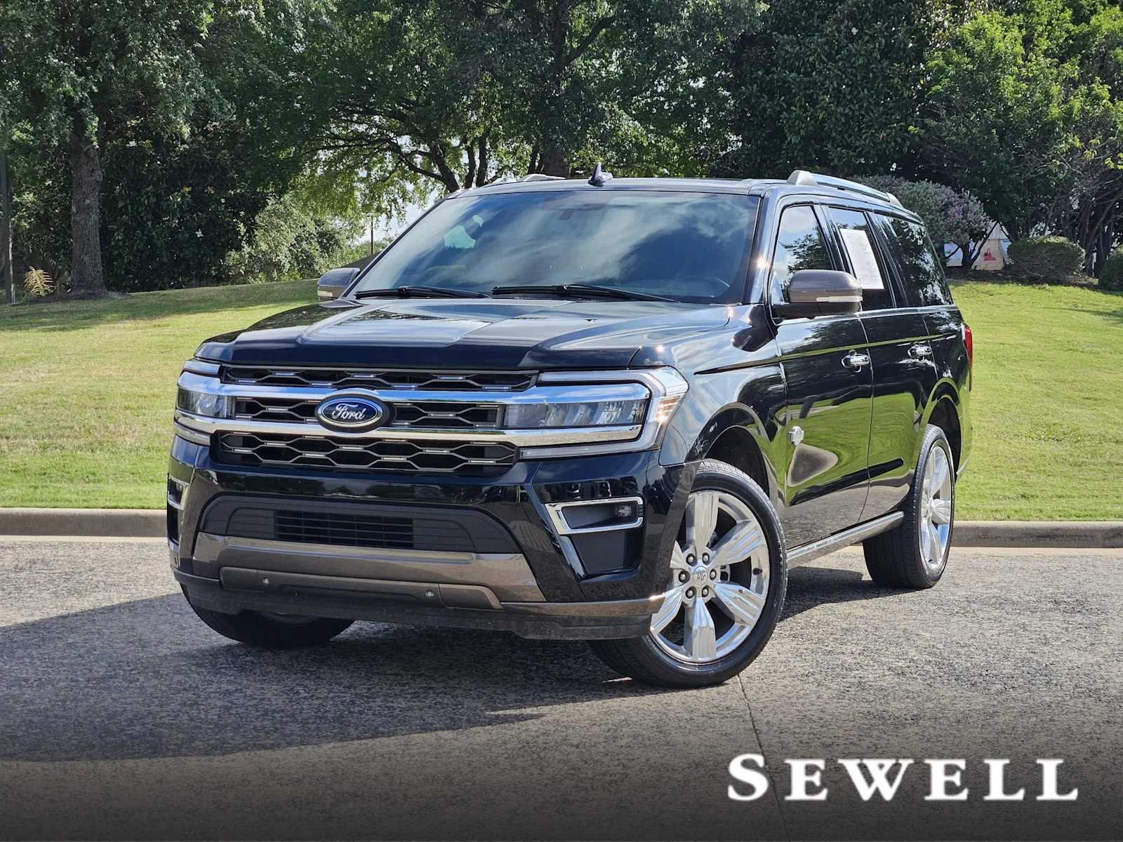 2024 Ford Expedition King Ranch 4X4's photo