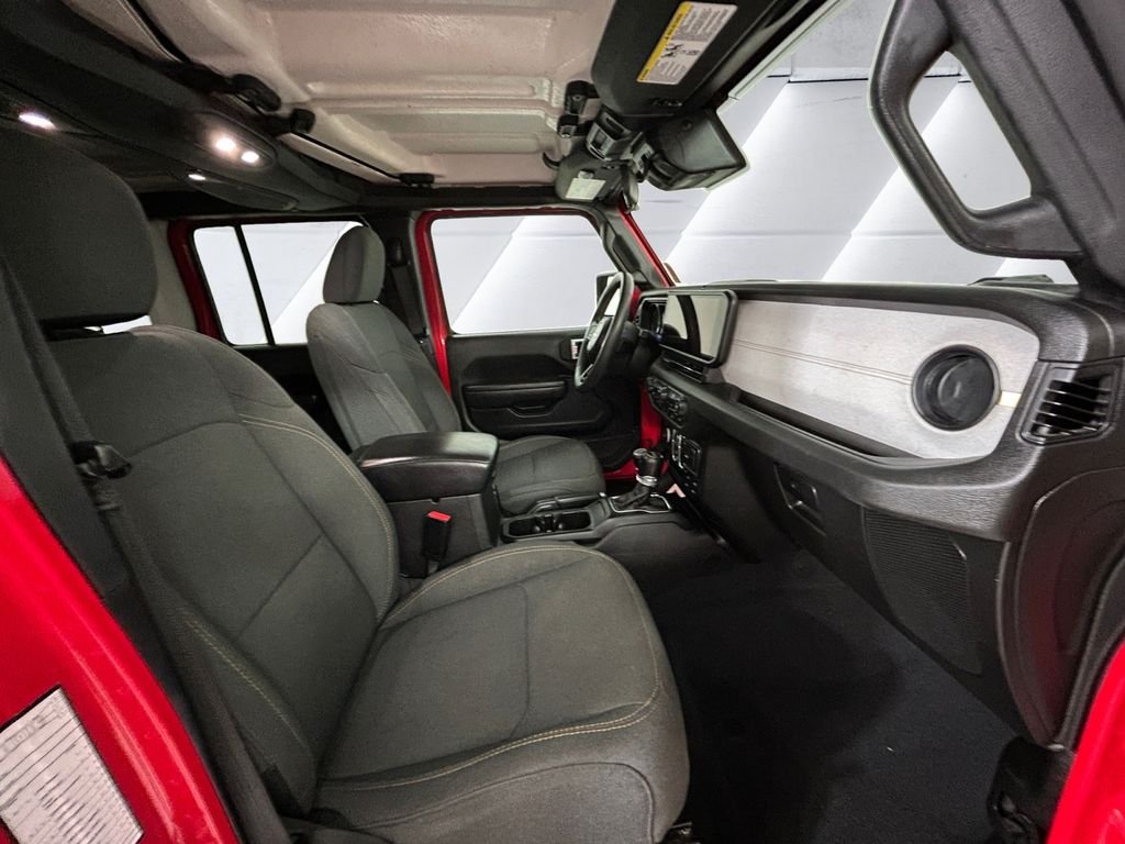 Used 2024 Red Jeep Sport S image 13