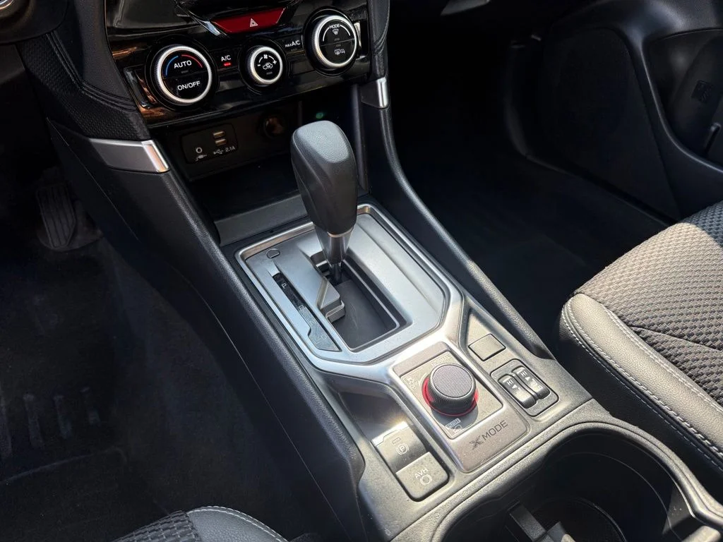 Used 2021 Ice Silver Metallic Subaru Premium image 17