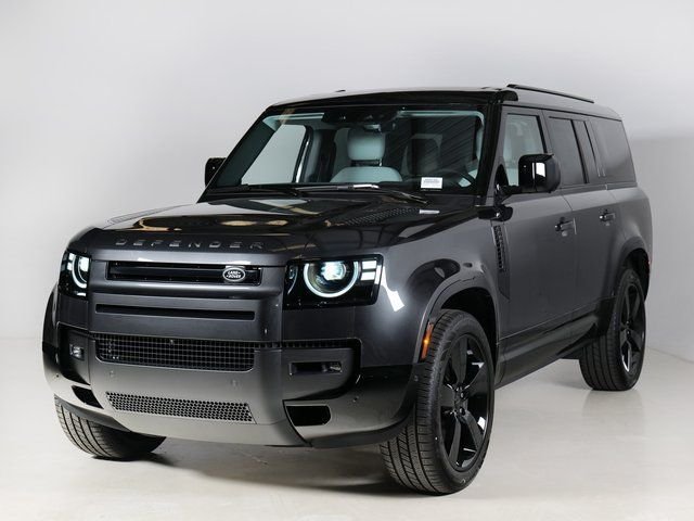 2026 Land Rover Defender 130 X-Dynamic SE P400's photo