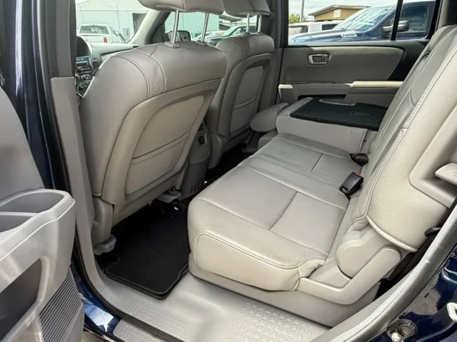 Used 2013 Blue Honda EX-L image 18