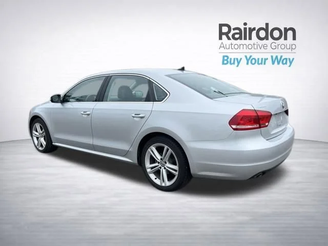 Used 2014 Reflex Silver Metallic Volkswagen TDI SE w/Sunroof image 5