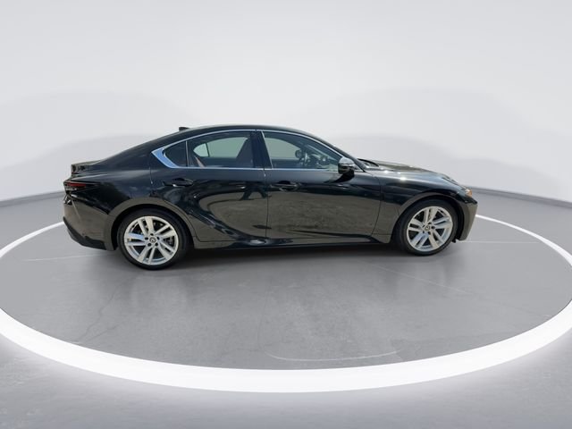 2024 Lexus IS 300 - Photo 9