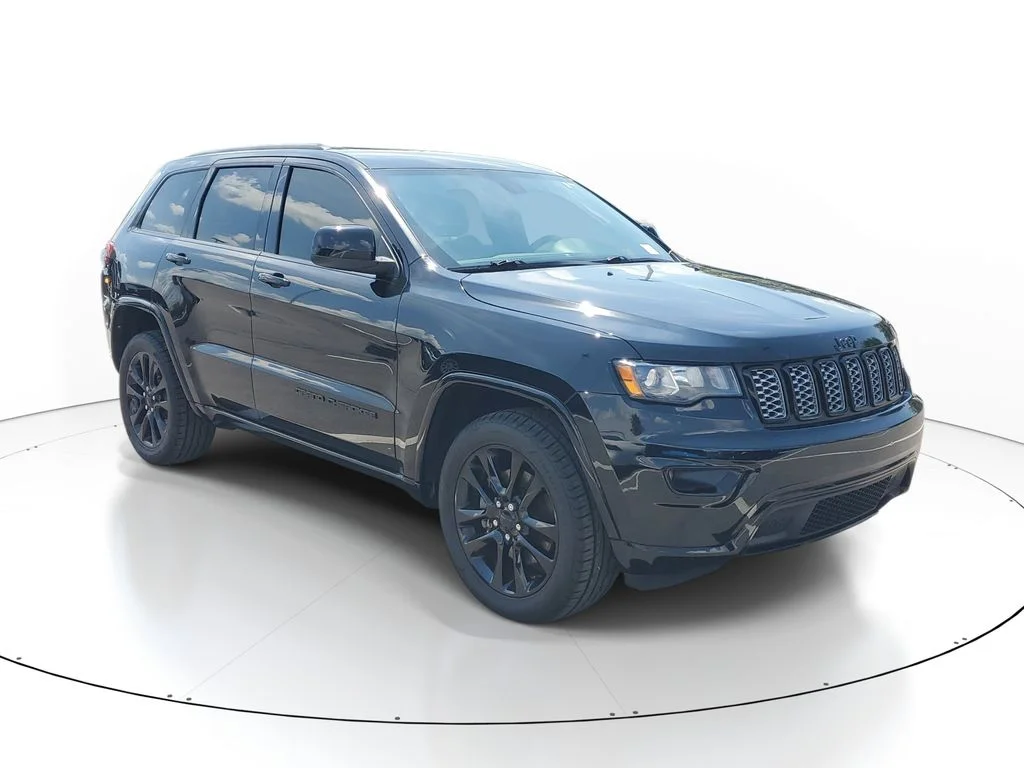 Used 2021 Black Jeep Laredo X image 1