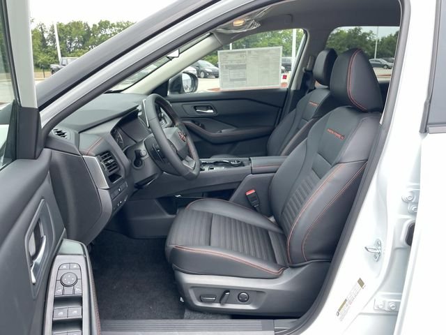New 2026 Everest White Pearl TriCoat Nissan Rock Creek® image 14