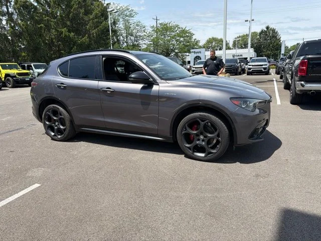 Used 2024 Gray Alfa Romeo Veloce image 3