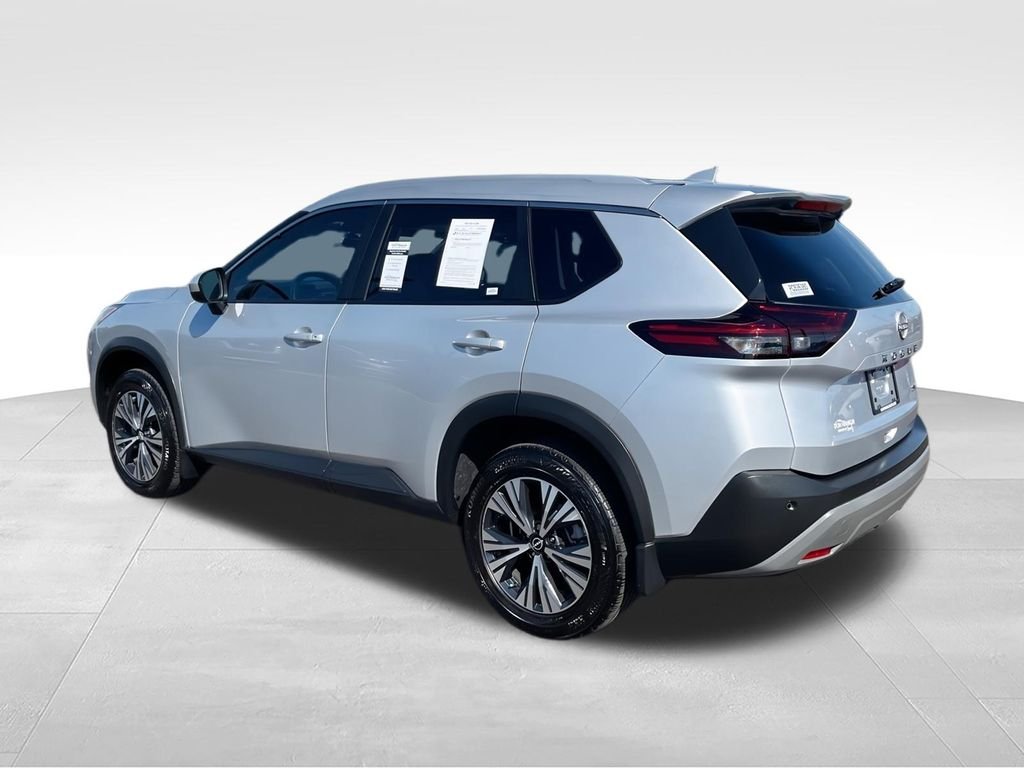 Used 2023 Silver Nissan SV image 6