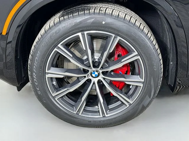 Used 2026 Black BMW xDrive40i image 32