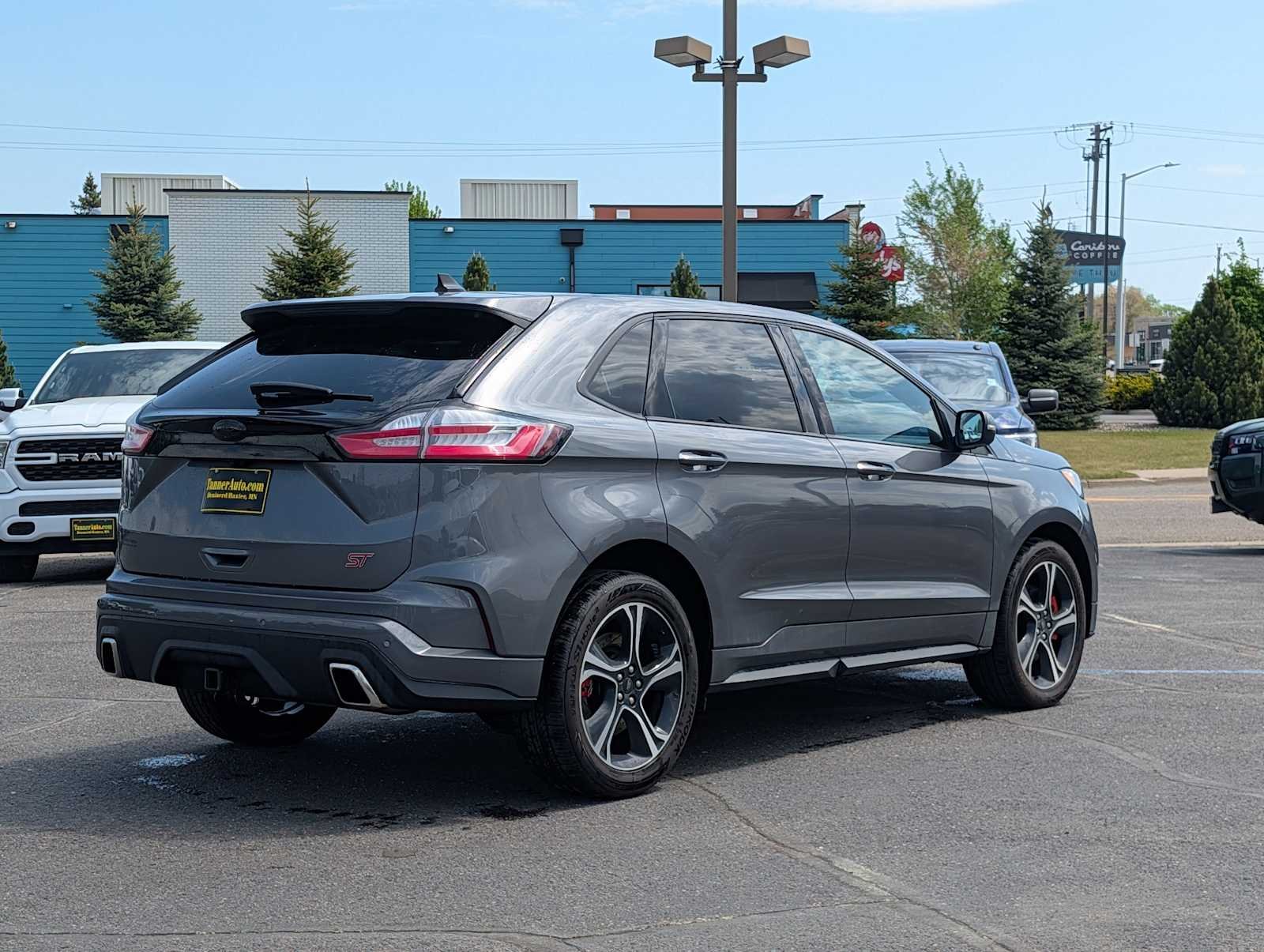 2022 Ford Edge ST - Photo 7