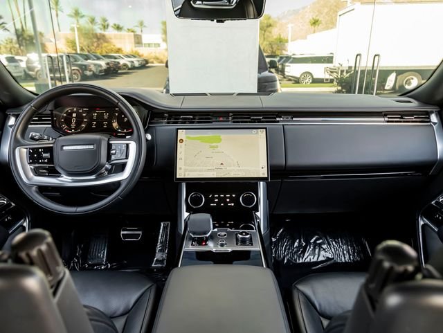 Used 2023 Carpathian Gray Premium Metallic Land Rover SE image 20