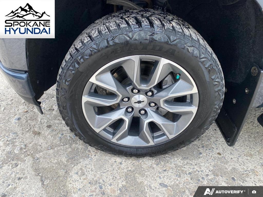 Used 2021 Shadow Grey Metallic Chevrolet RST image 9