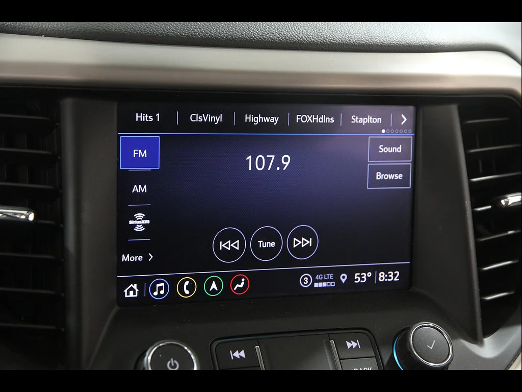 2022 GMC Acadia Denali - Photo 11