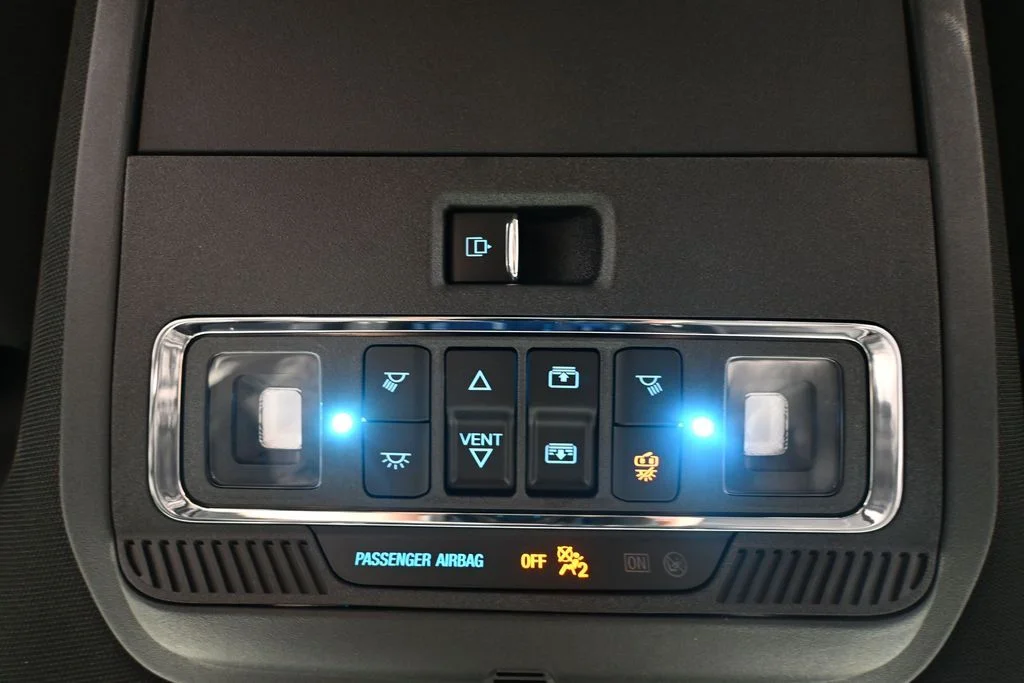 Used 2025 White Ford Lariat image 36