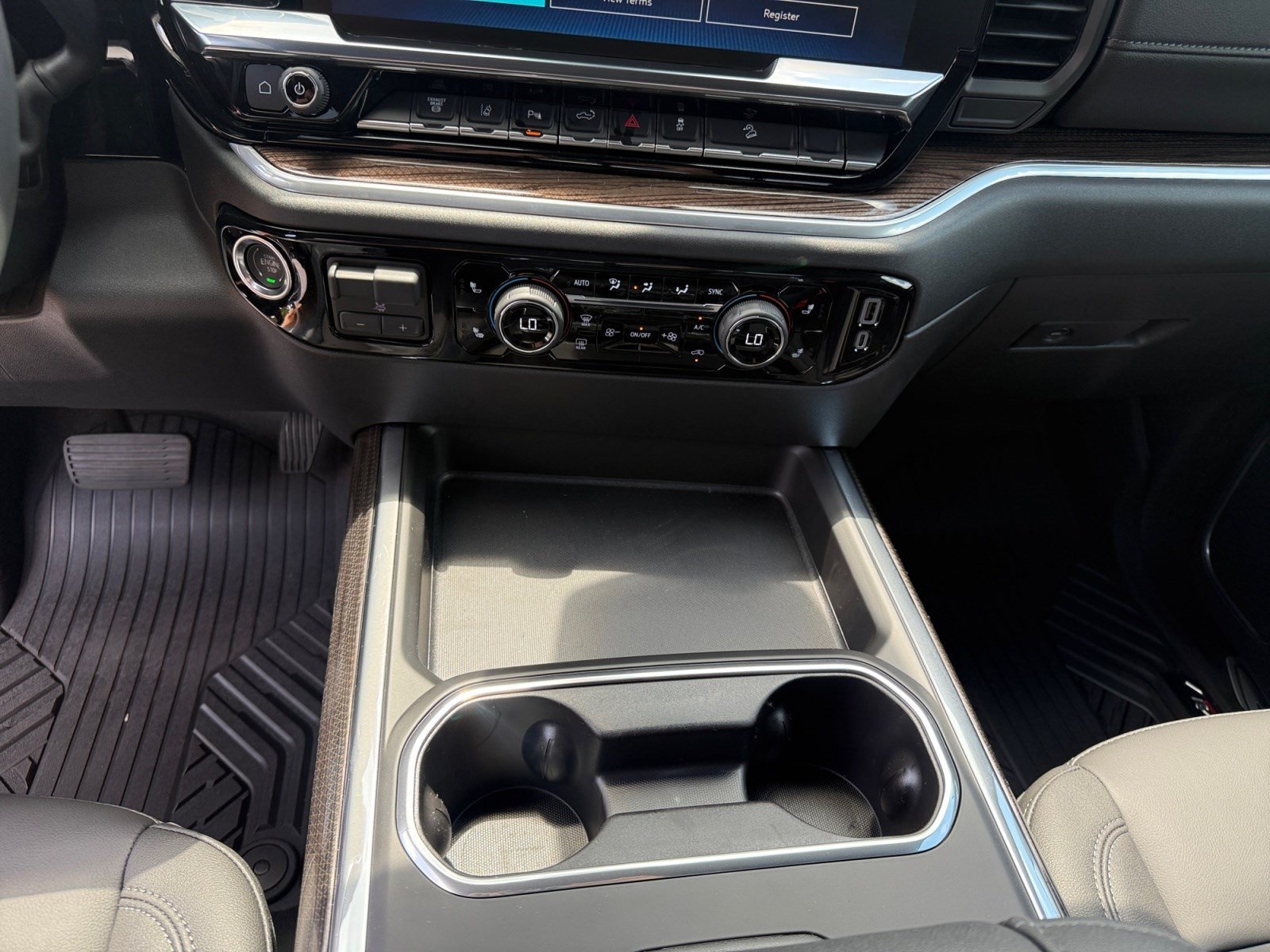 2026 Chevrolet Silverado 3500 HD LT - Photo 21