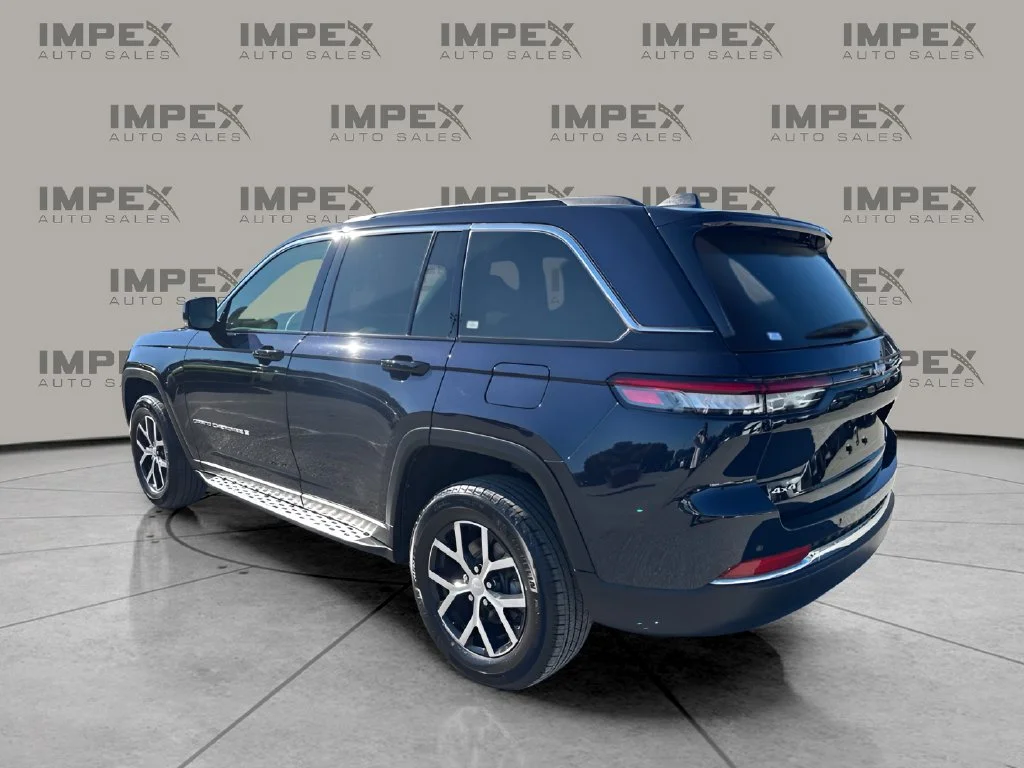 Used 2025 Black Jeep Limited image 3