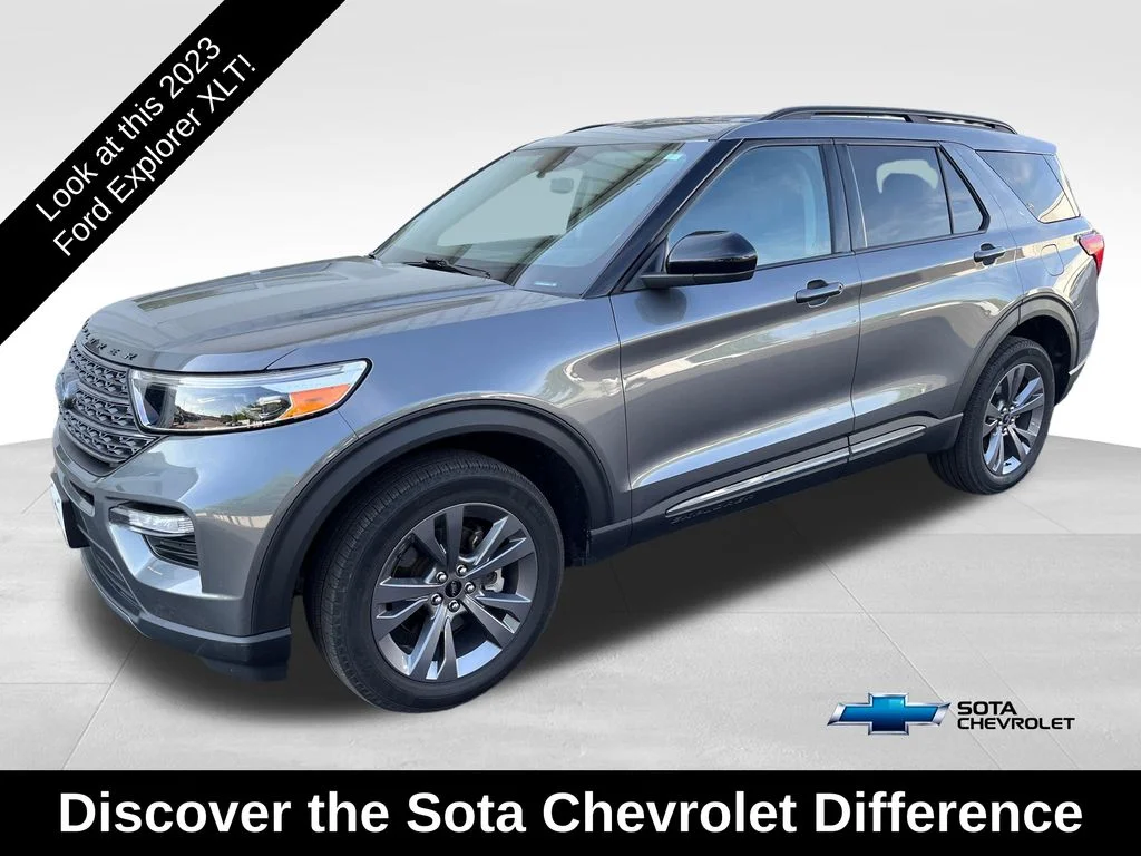 2023 Ford Explorer XLT 4WD's photo