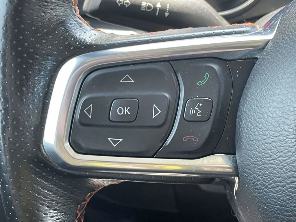 Used 2022 Green Jeep Mojave image 29