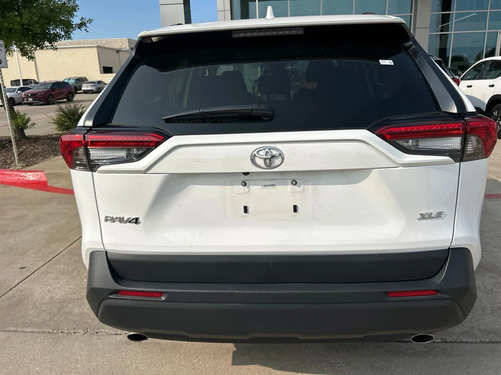Used 2025 White Toyota XLE image 11