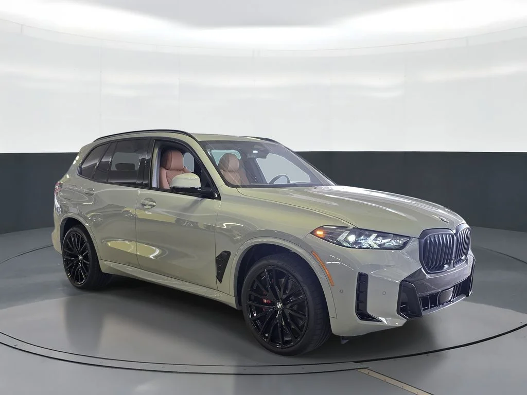 New 2026 Brooklyn Grey Metallic BMW sDrive40i image 2