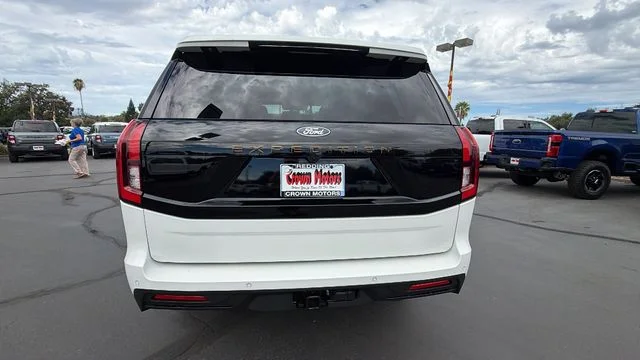 New 2027 Star White Metallic Tri-Coat Ford Tremor® image 40