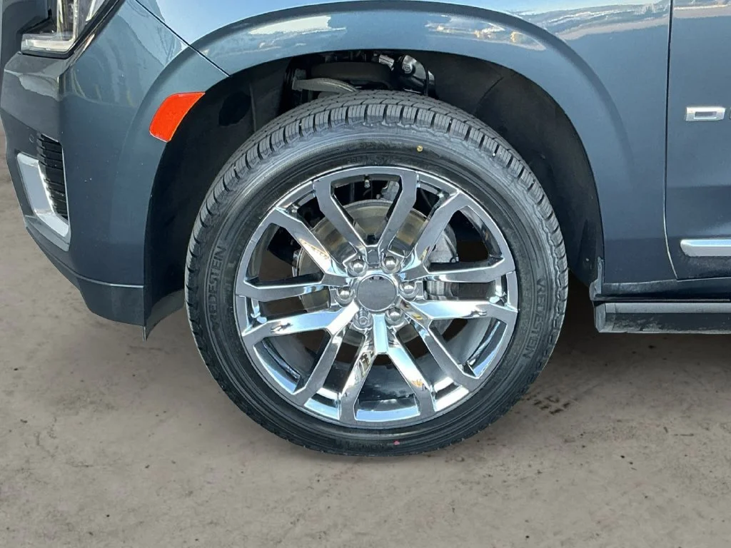 Used 2021 DARK SKY METALLIC GMC Denali image 13