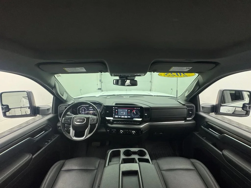 Used 2025 Summit White GMC SLT image 3