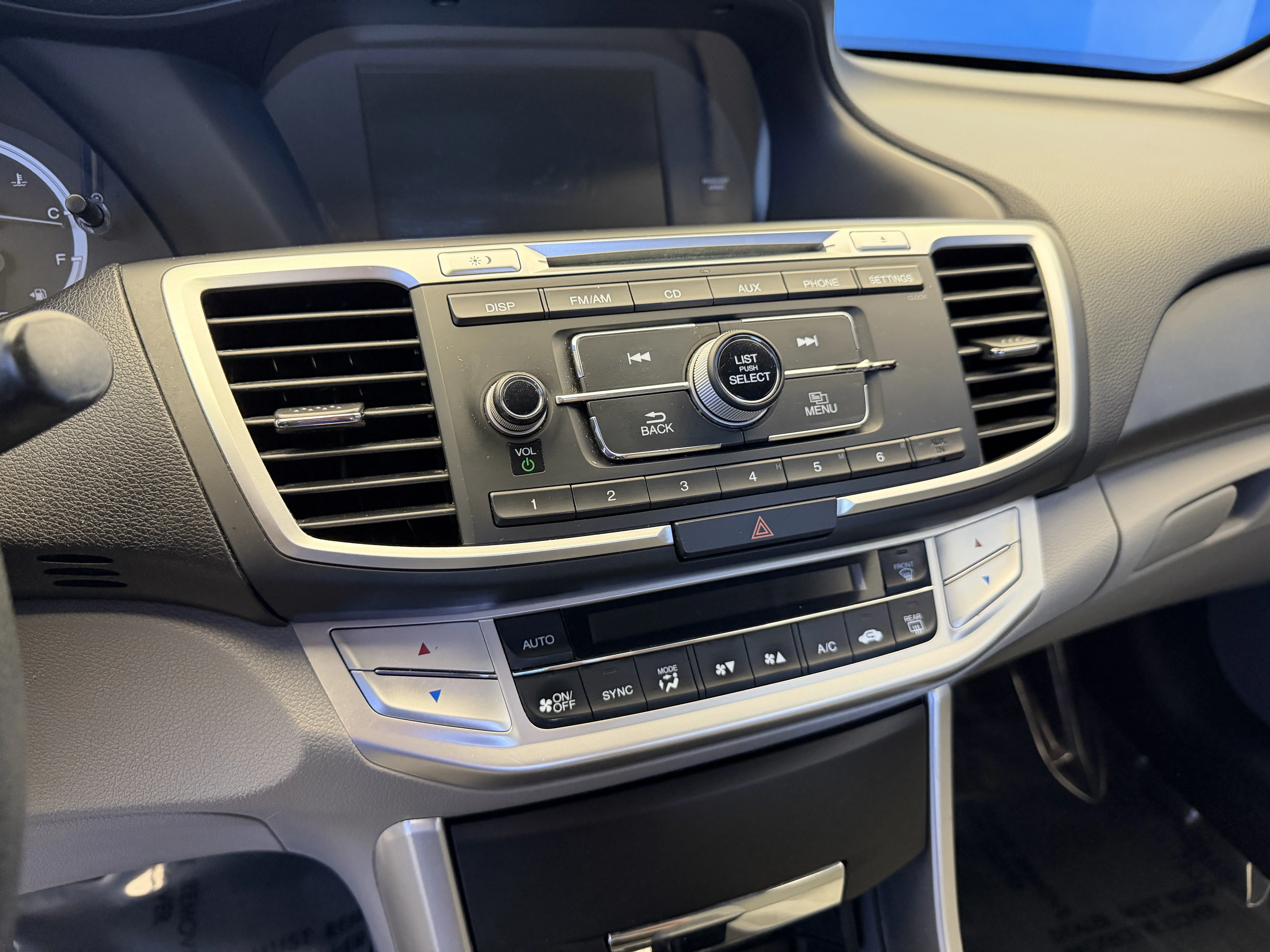 Used 2013 Obsidian Blue Pearl Honda LX image 19