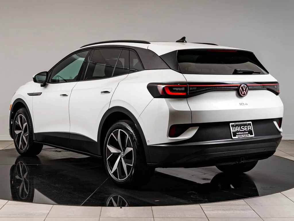 Used 2023 Opal White Volkswagen Pro S image 6