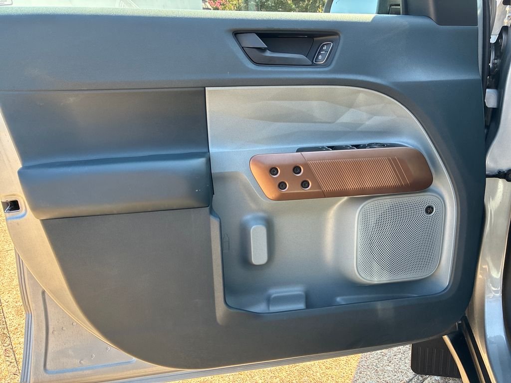 Used 2024 Silver Ford Lariat image 25