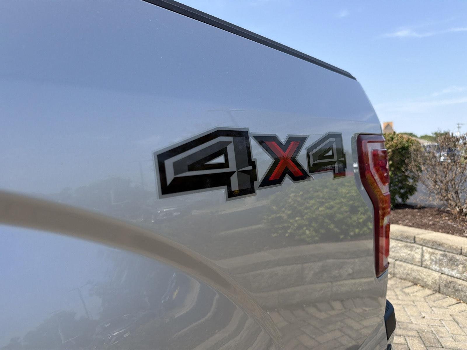 Used 2018 Ingot Silver Metallic Ford XLT image 11