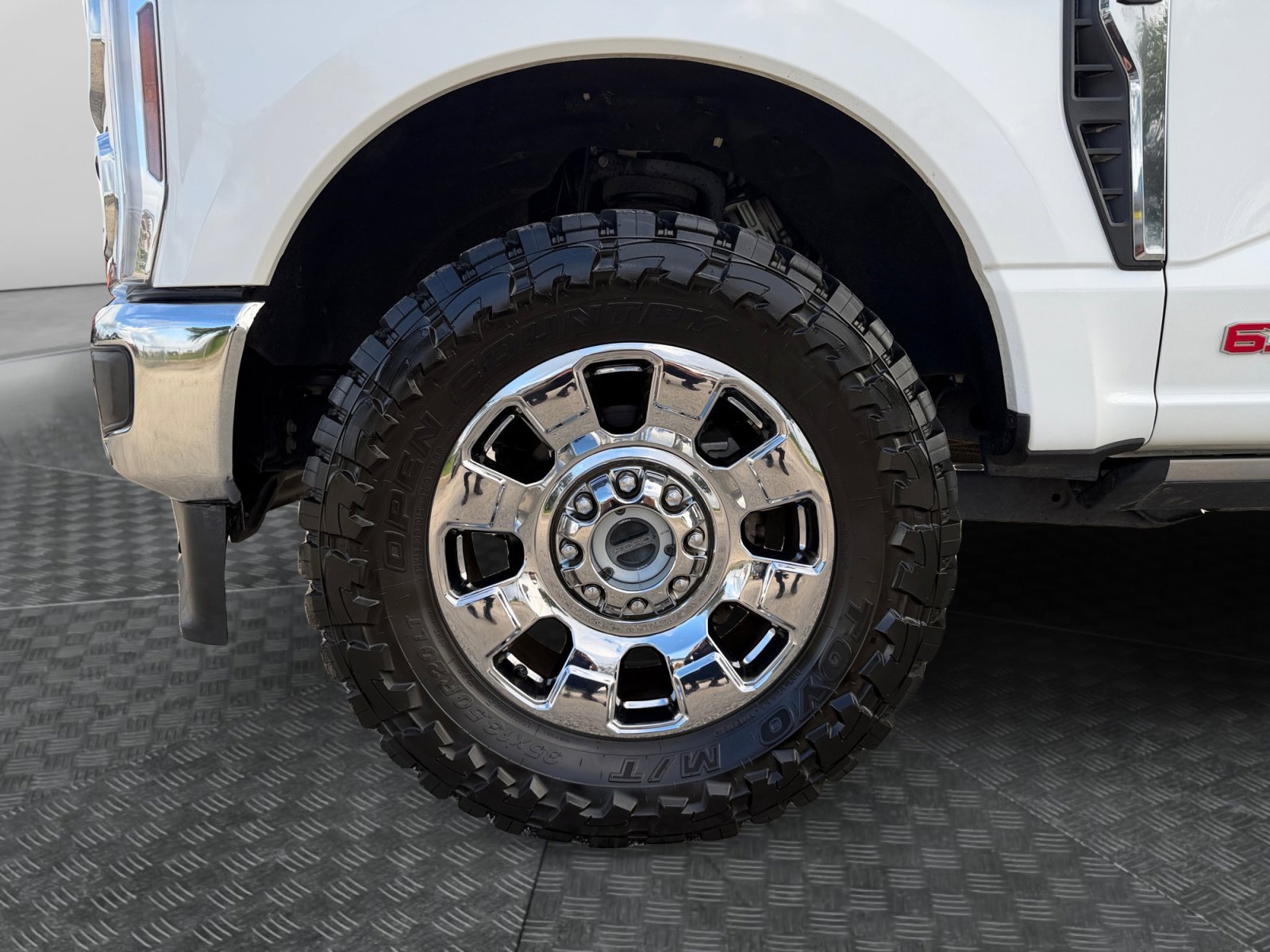 Certified Used 2024 Star White Ford King Ranch image 9
