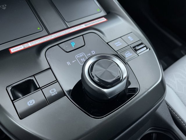 New 2026 COSMIC WHITE PEARL Subaru Premium image 20