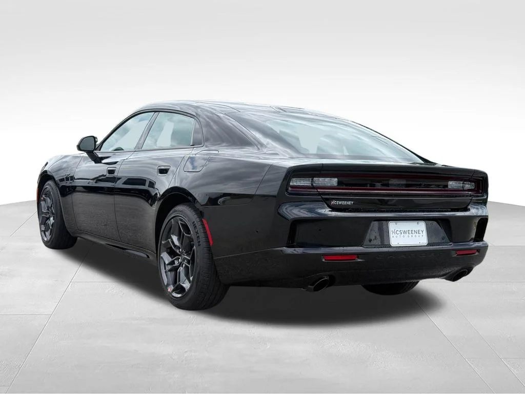 New 2026 Diamond Black Crystal Pearlcoat Dodge R/T image 3