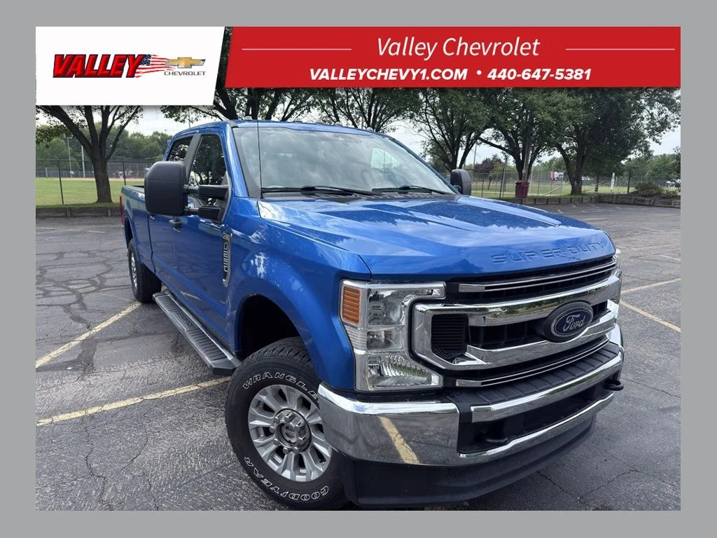 Used 2021 Blue Ford XL image 1