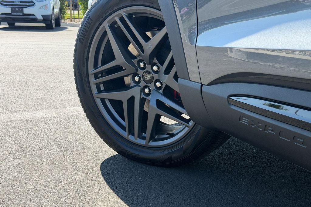 New 2026 Carbonized Gray Metallic Ford ST image 9