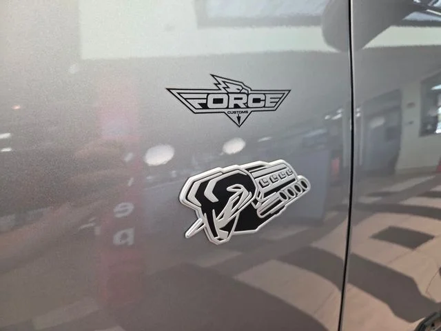 New 2026 Billet Silver Metallic Clear-Coat Exterior Paint RAM Big Horn/Lone Star image 4