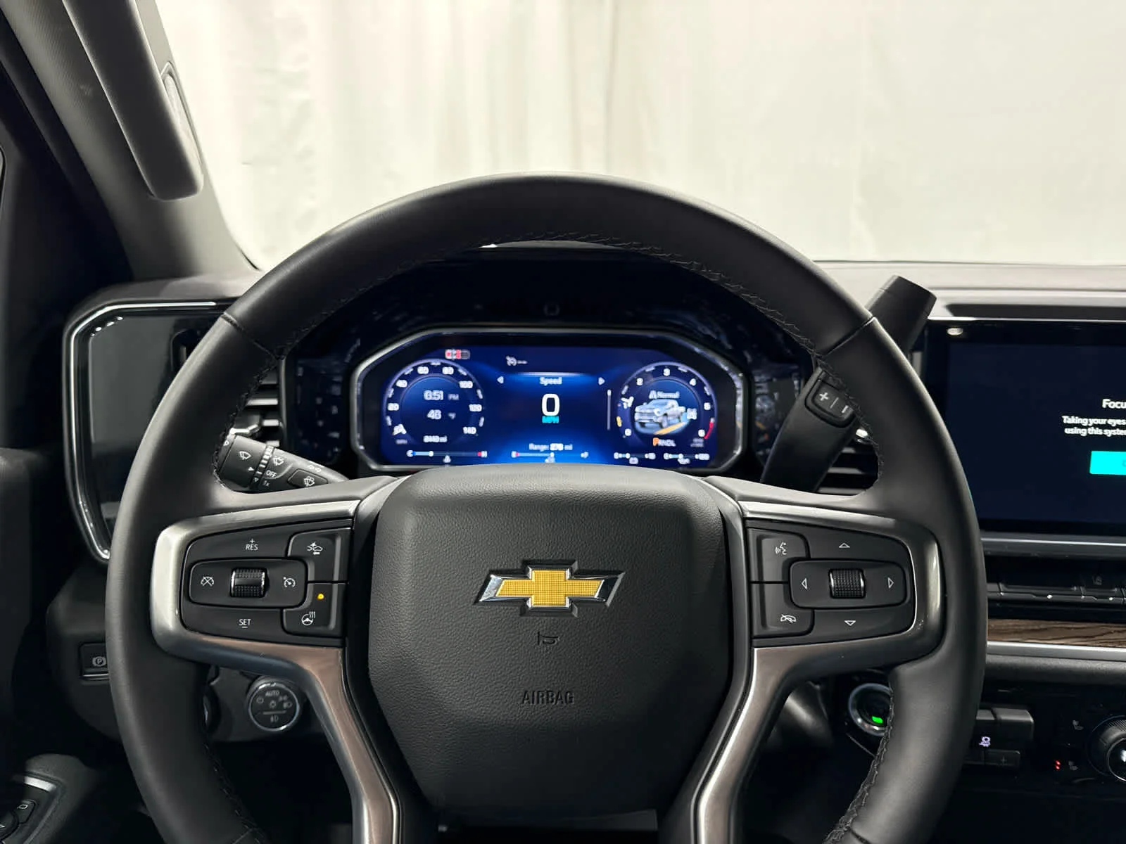 Used 2026 Lakeshore Blue Metallic Chevrolet LT image 24