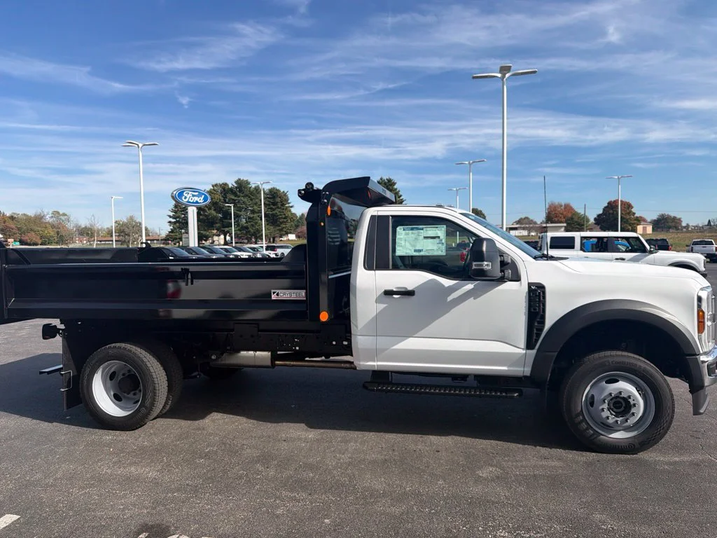 New 2027 Oxford White Ford F-550® XL image 6