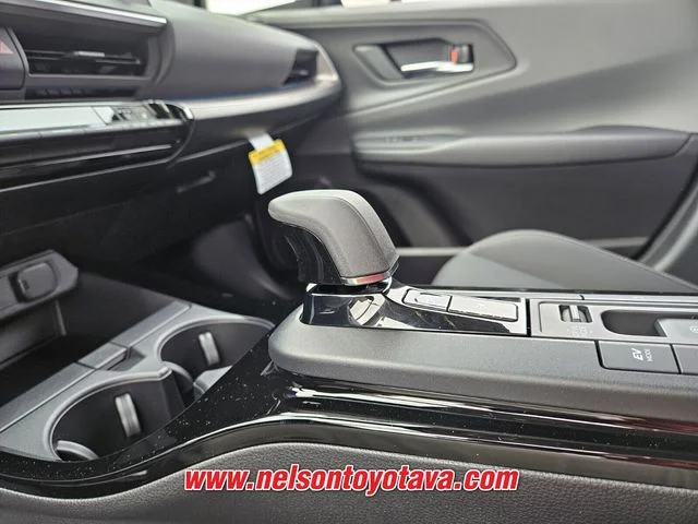 New 2026 Wind Chill Pearl Toyota Limited AWD image 15