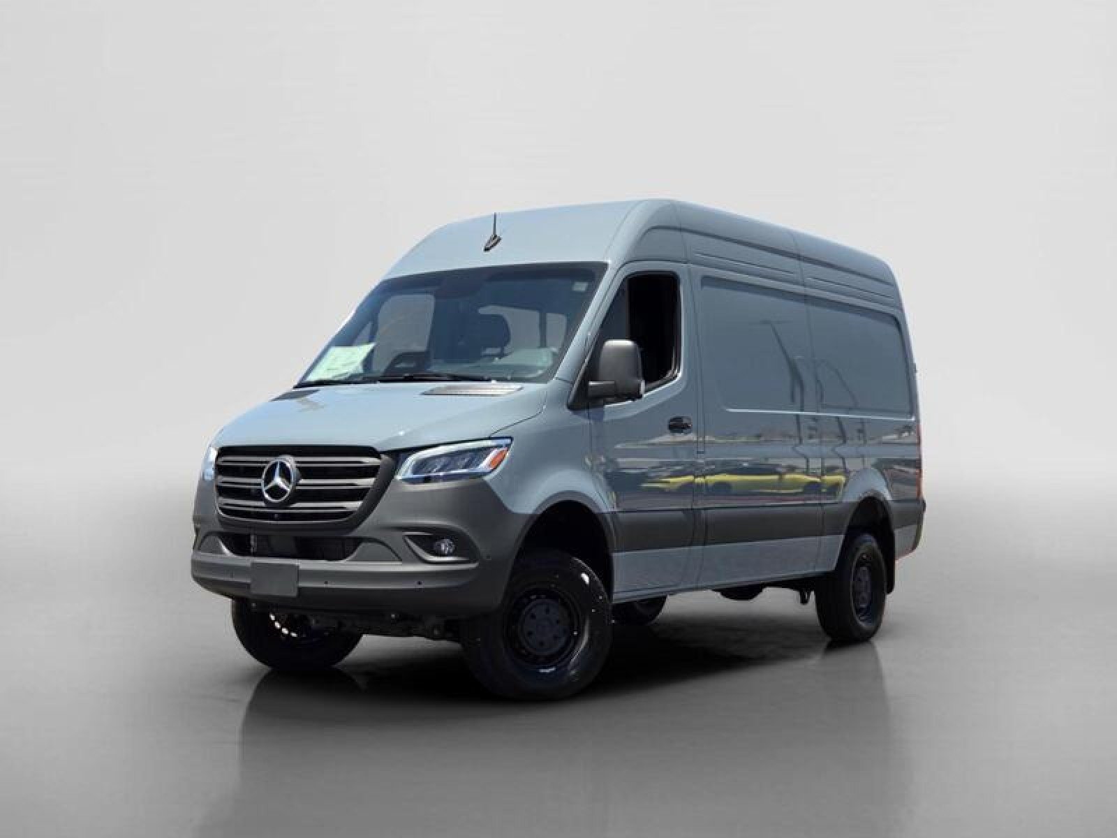 2026 Mercedes-Benz Sprinter 2500 144 WB HO AWD's photo