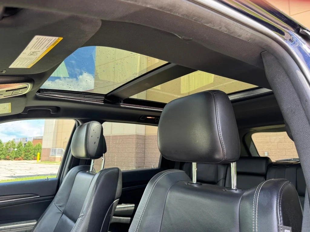 Certified Used 2015 True Blue Pearlcoat Jeep Limited image 8