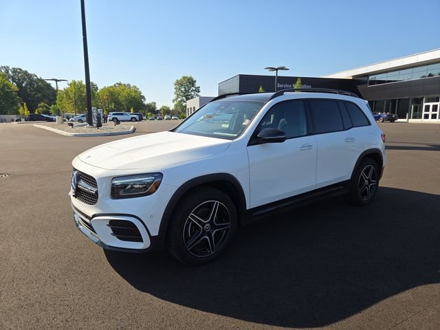 Certified Used 2024 White Mercedes-Benz GLB 250 image 7