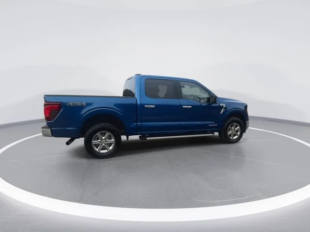 Used 2024 Blue Ford XLT image 12
