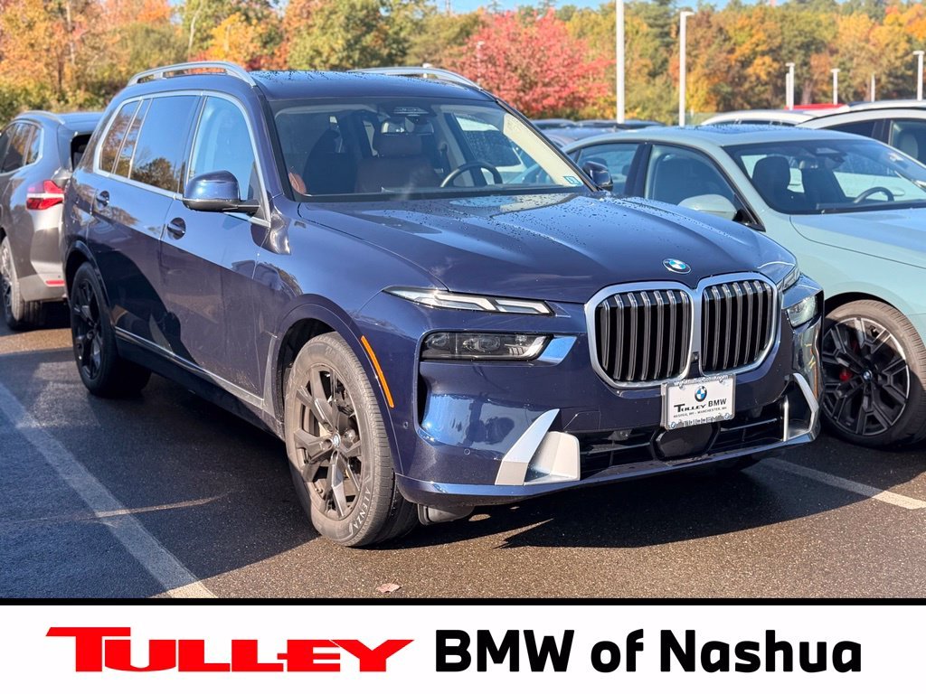 2025 BMW X7 40i